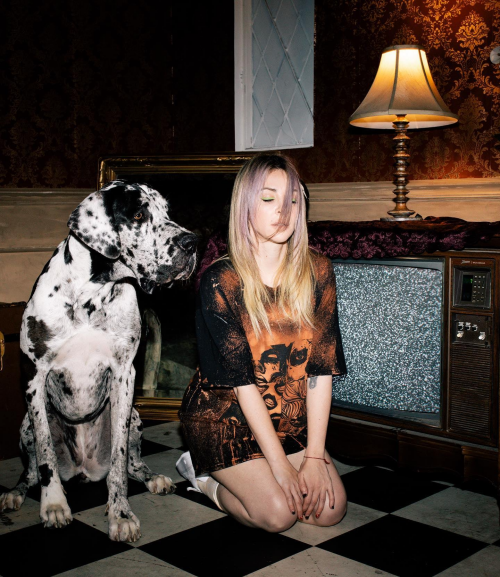 new-pictures-from-this-photoshoo-2bfd02b915ce2b0efed507333337275e7.png